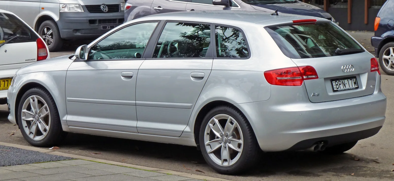 Audi A3 8P — фотография автомобиля