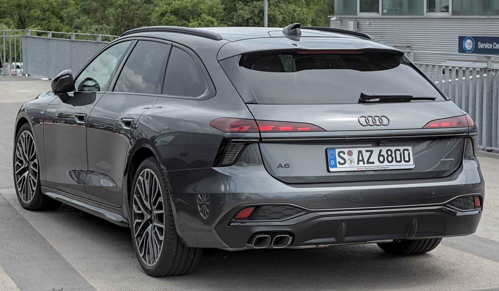 Audi A6 C9 Avant quattro, задняя часть