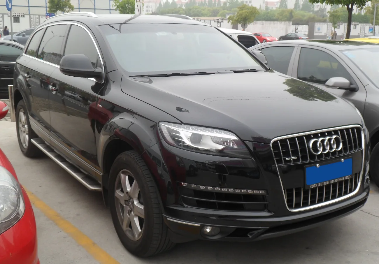 Audi Q7 4L после обновления, вид спереди
