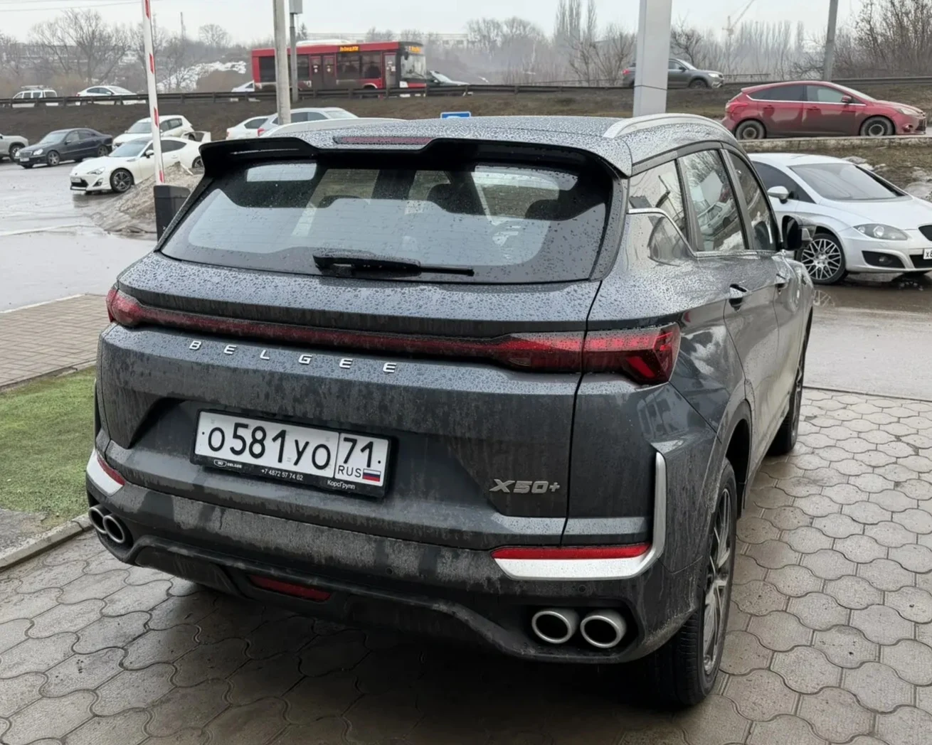 Belgee X50+ на российском снимке: вид сзади