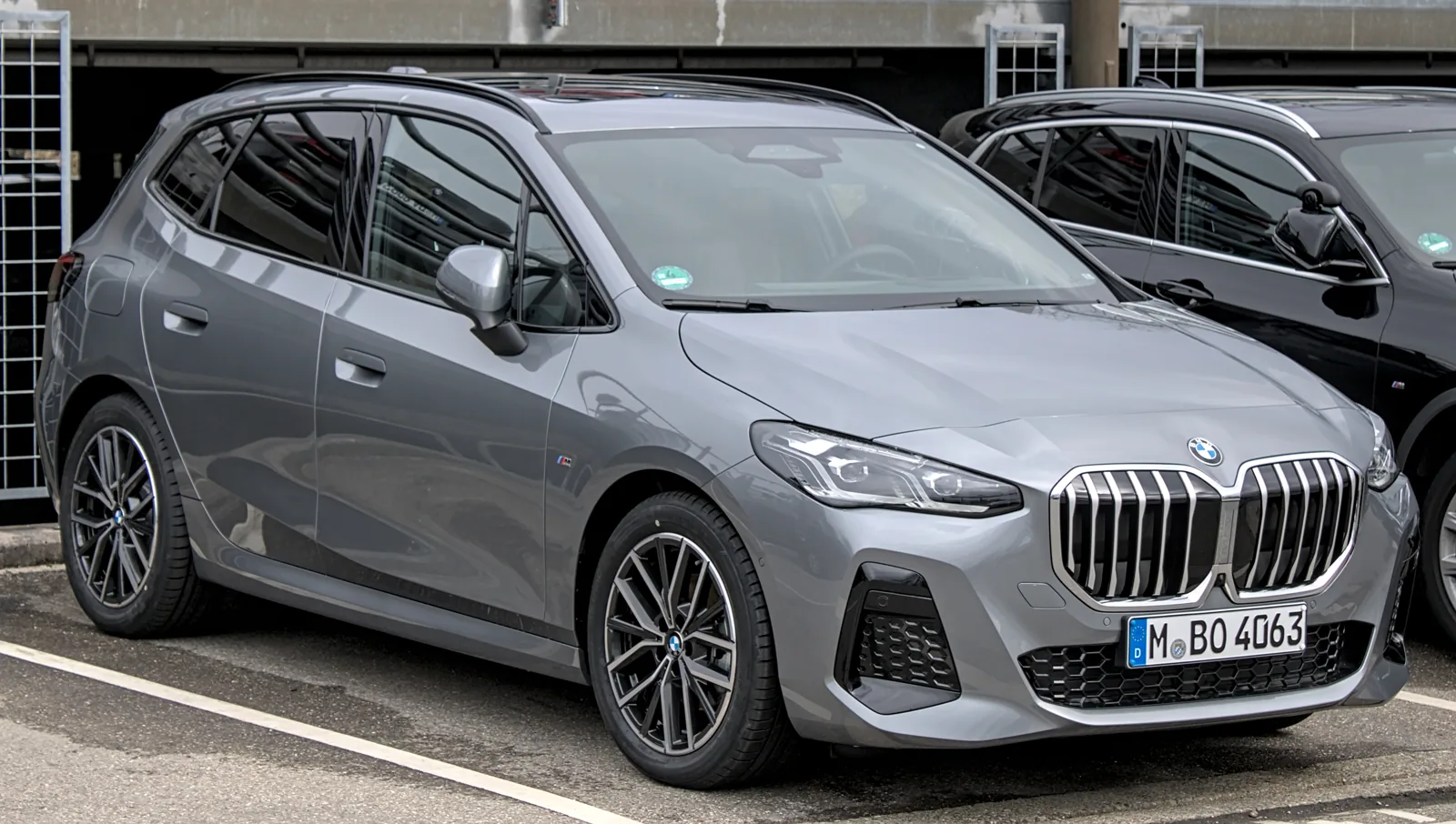 BMW 2 Active Tourer U06, вид спереди