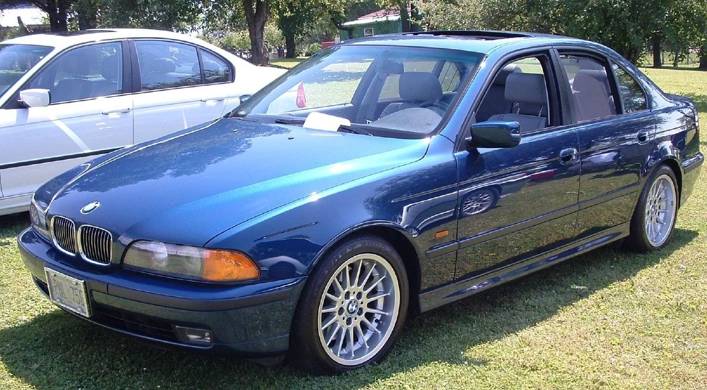 BMW 5 Series E39 — фотография автомобиля