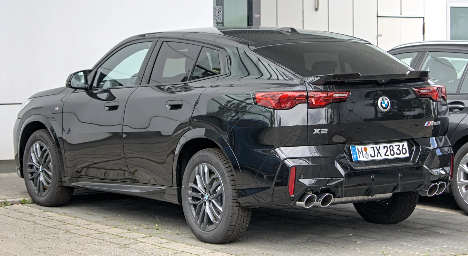 BMW X2 M35i U10, вид сзади