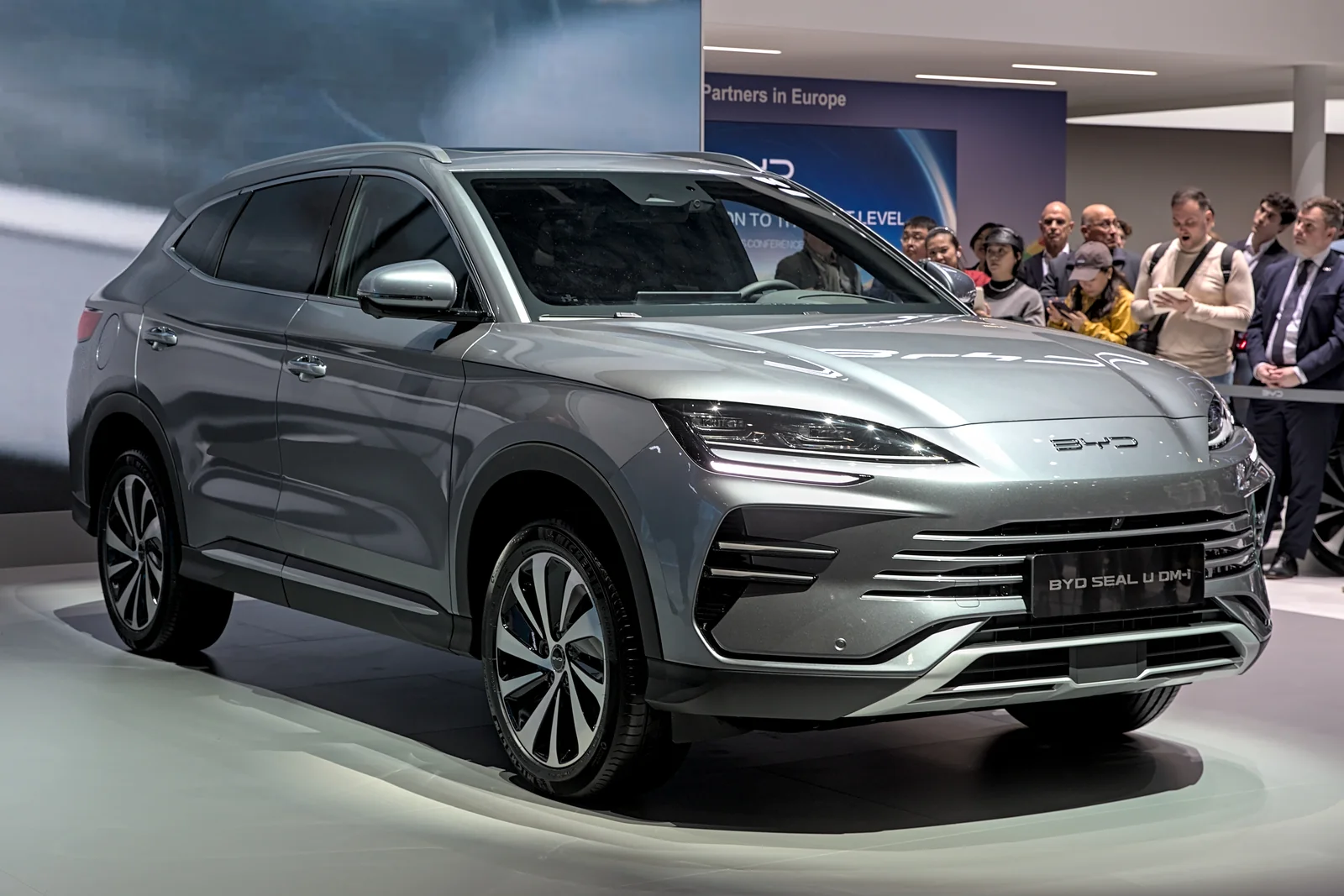 BYD Seal U — фотография автомобиля