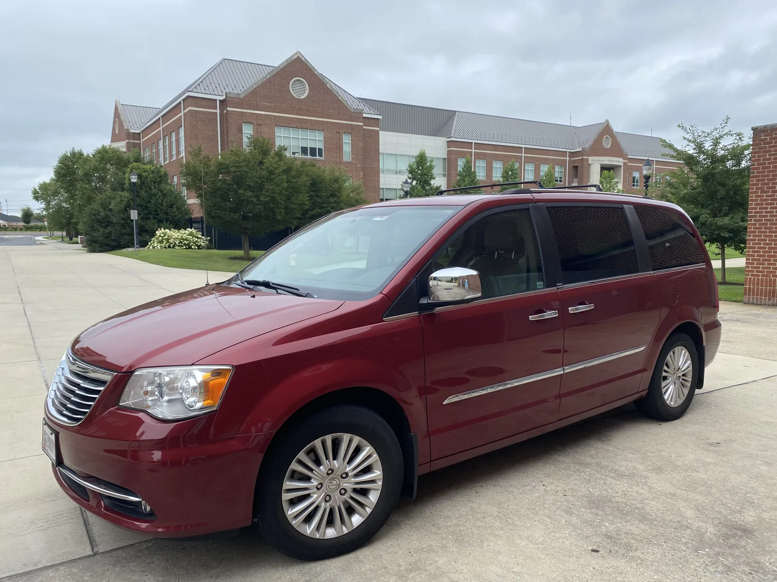 Chrysler Town & Country RT Limited 2014 года