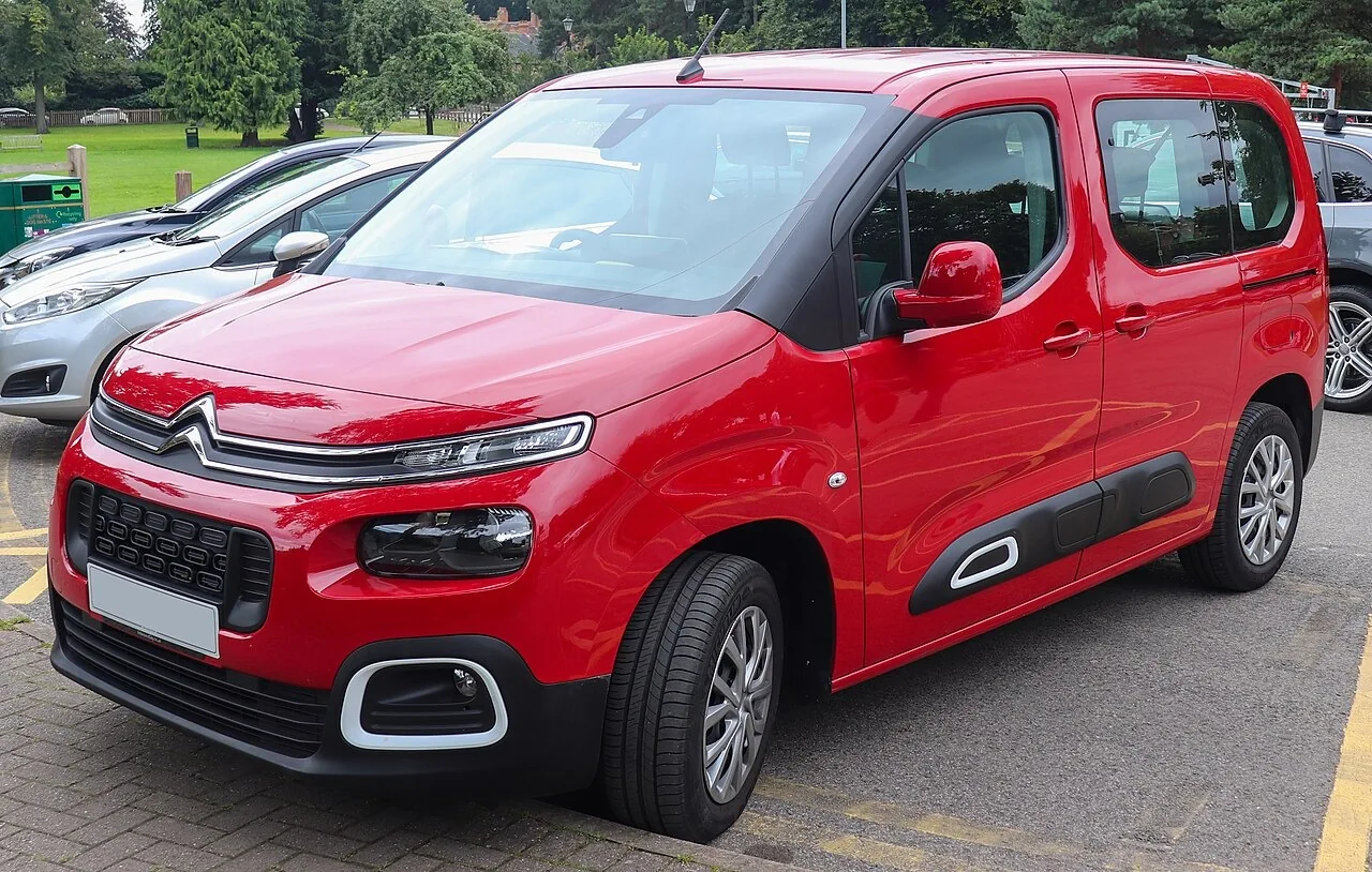 Citroen Berlingo III — фотография автомобиля