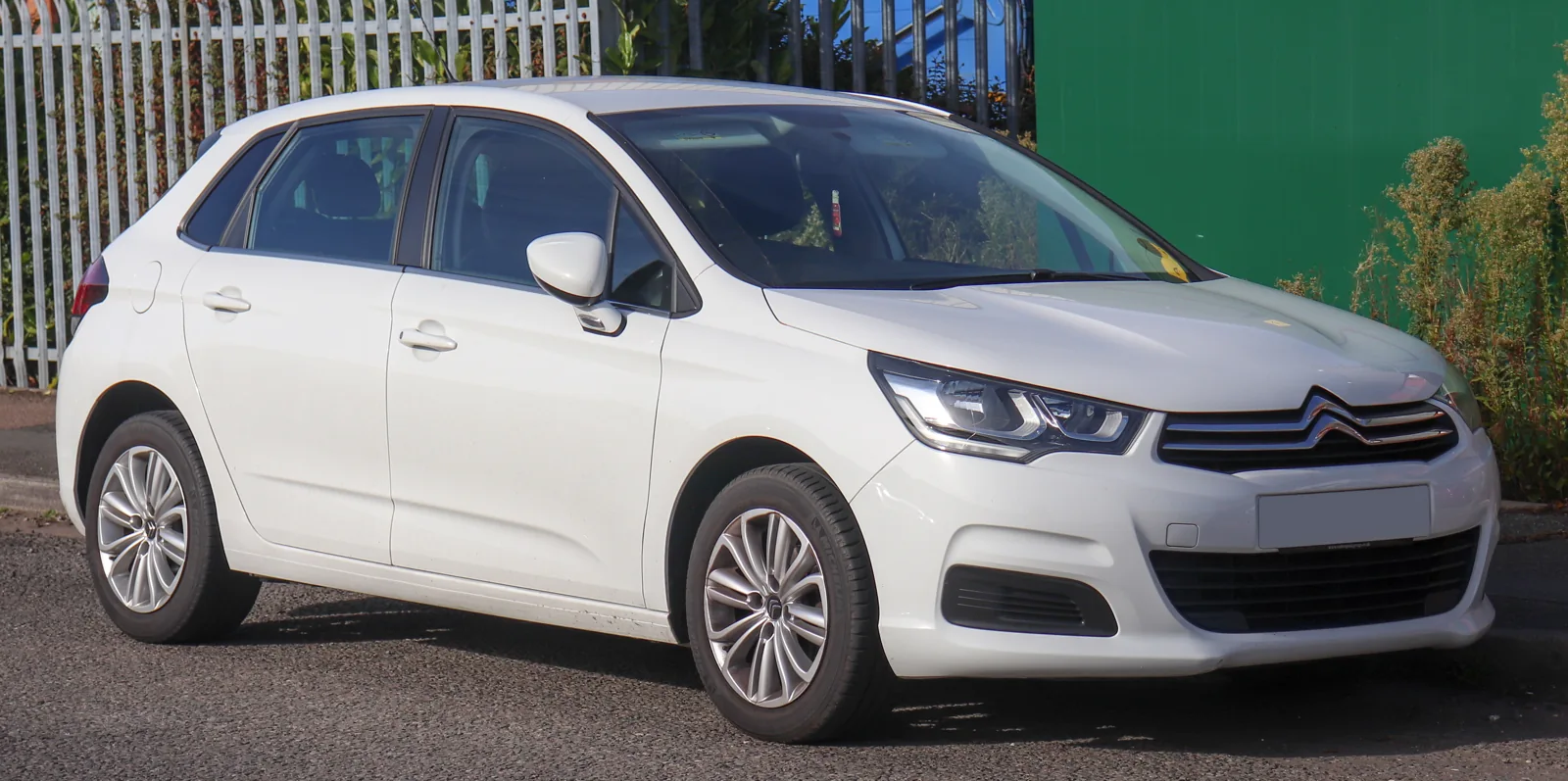 Citroën C4 II — фотография автомобиля