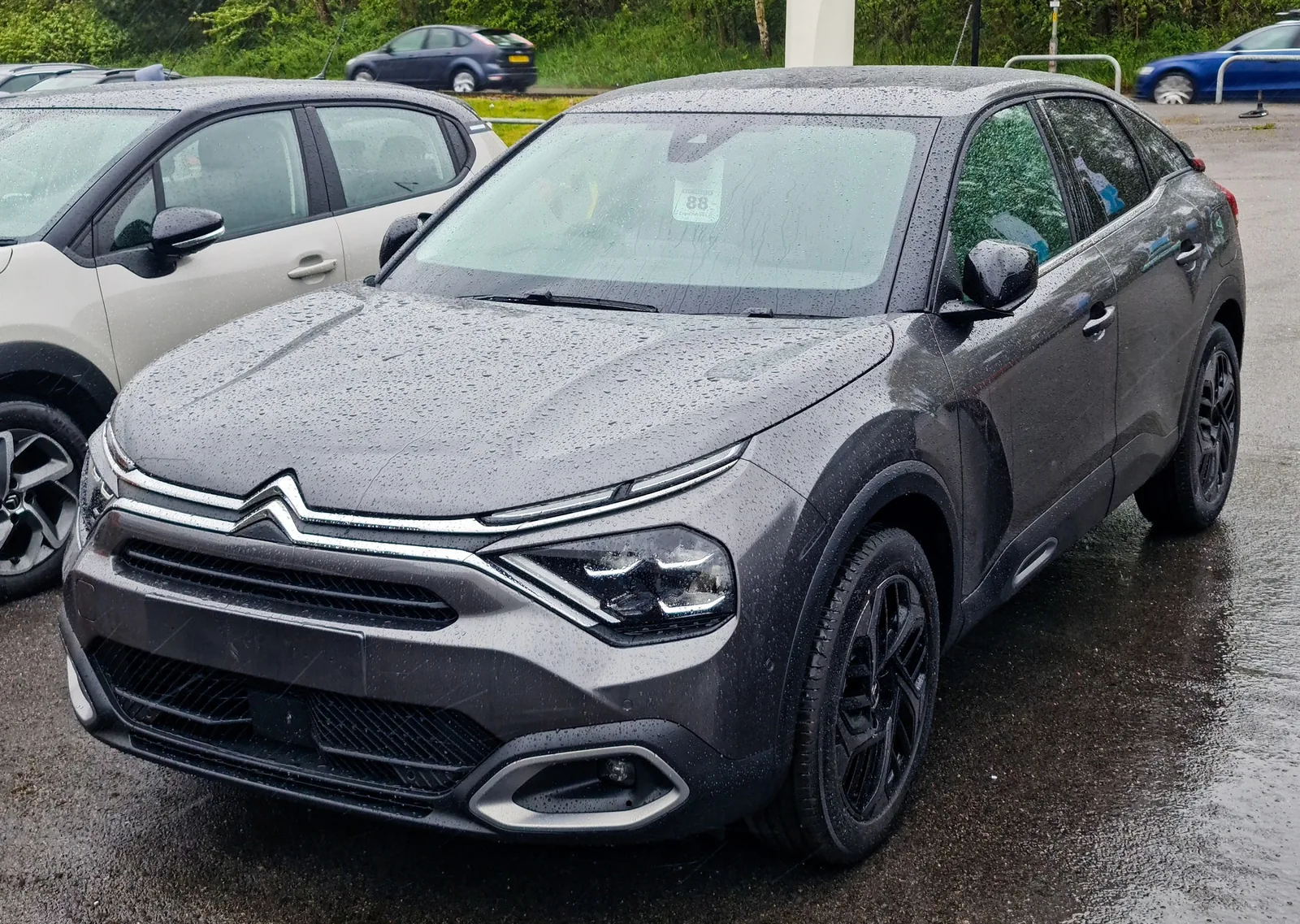 Citroen C4 III — фотография автомобиля