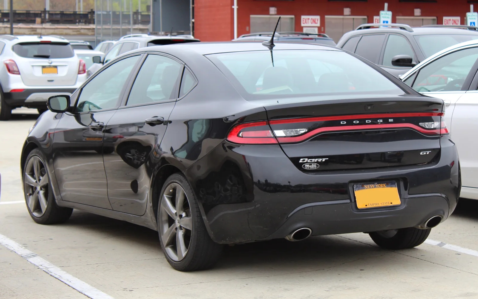 Dodge Dart GT 2014 года, вид сзади