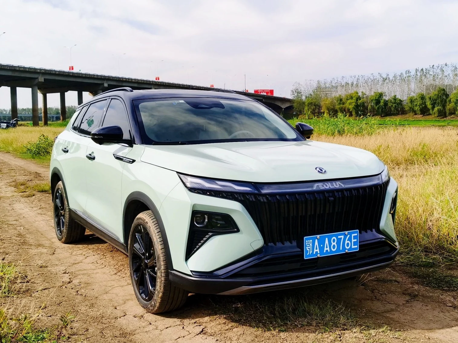 Aeolus Haoji — китайская версия модели Dongfeng Huge