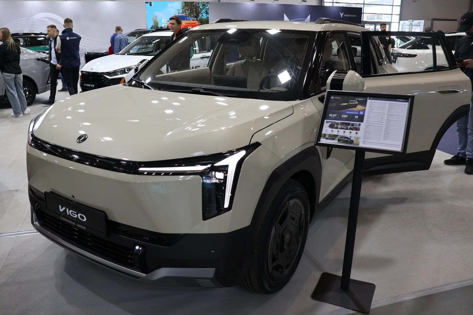 Dongfeng VIGO на выставке в Познани, апрель 2026 года. Польское исполнение; белорусскую комплектацию проверяйте отдельно.