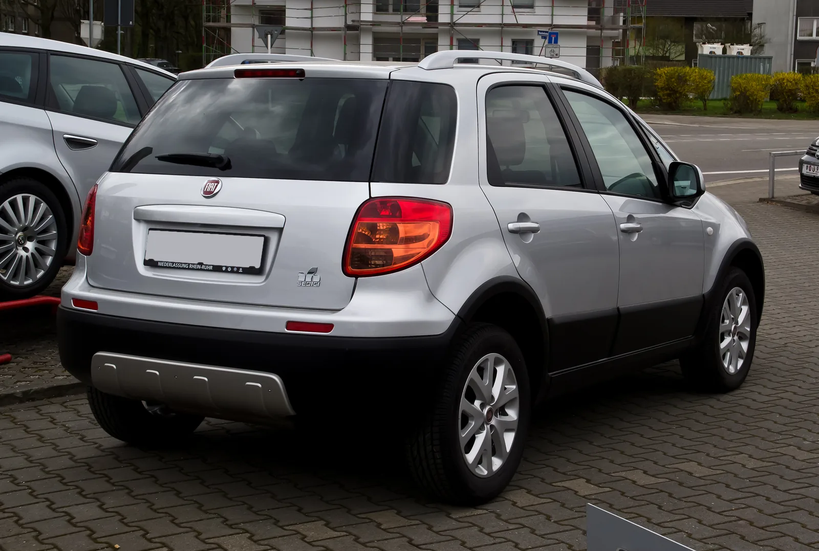 Обновлённый Fiat Sedici, вид сзади