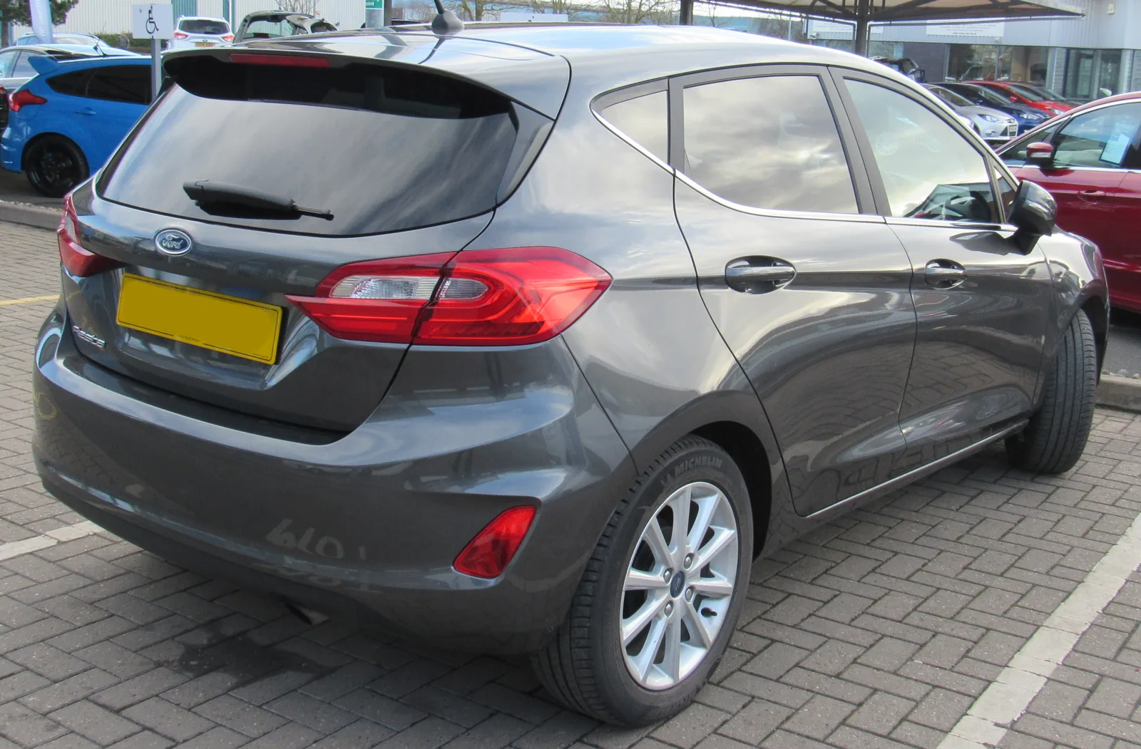 Ford Fiesta Titanium 2017 года, вид сзади