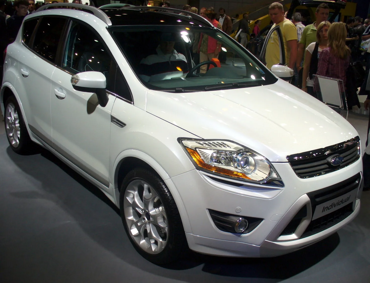 Ford Kuga I с пакетом Individual