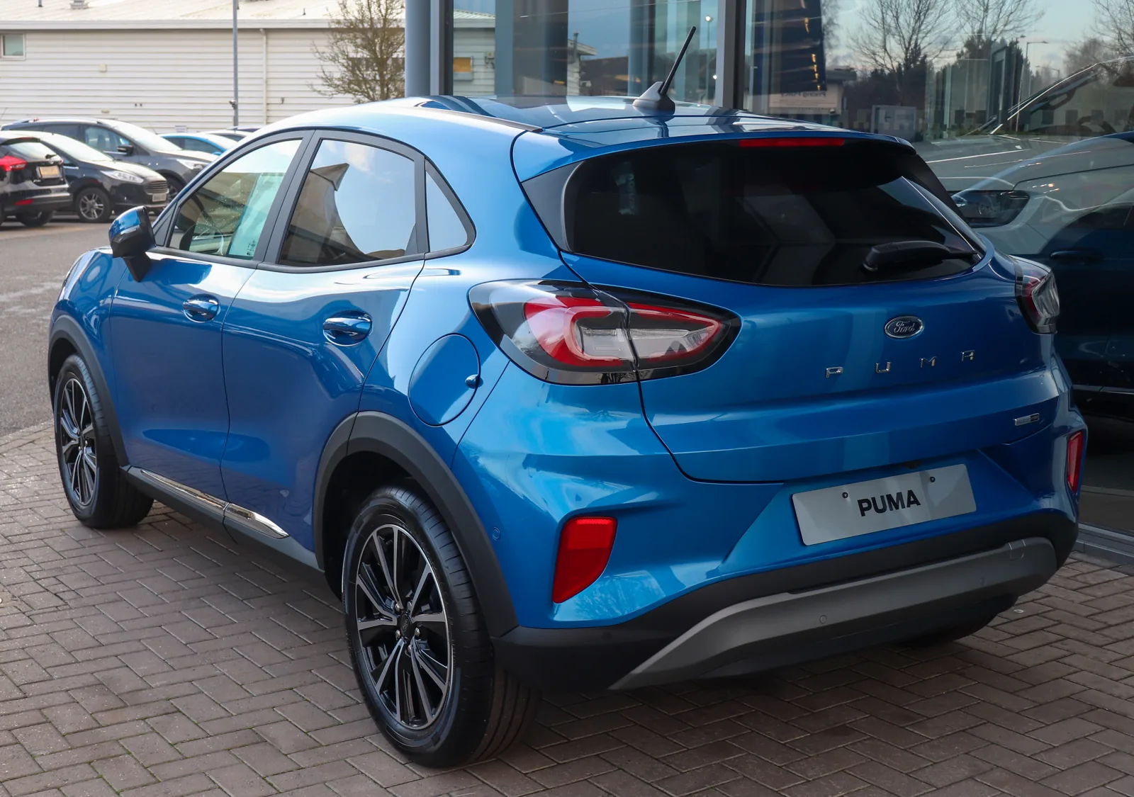 Ford Puma Titanium EcoBoost Hybrid, вид сзади