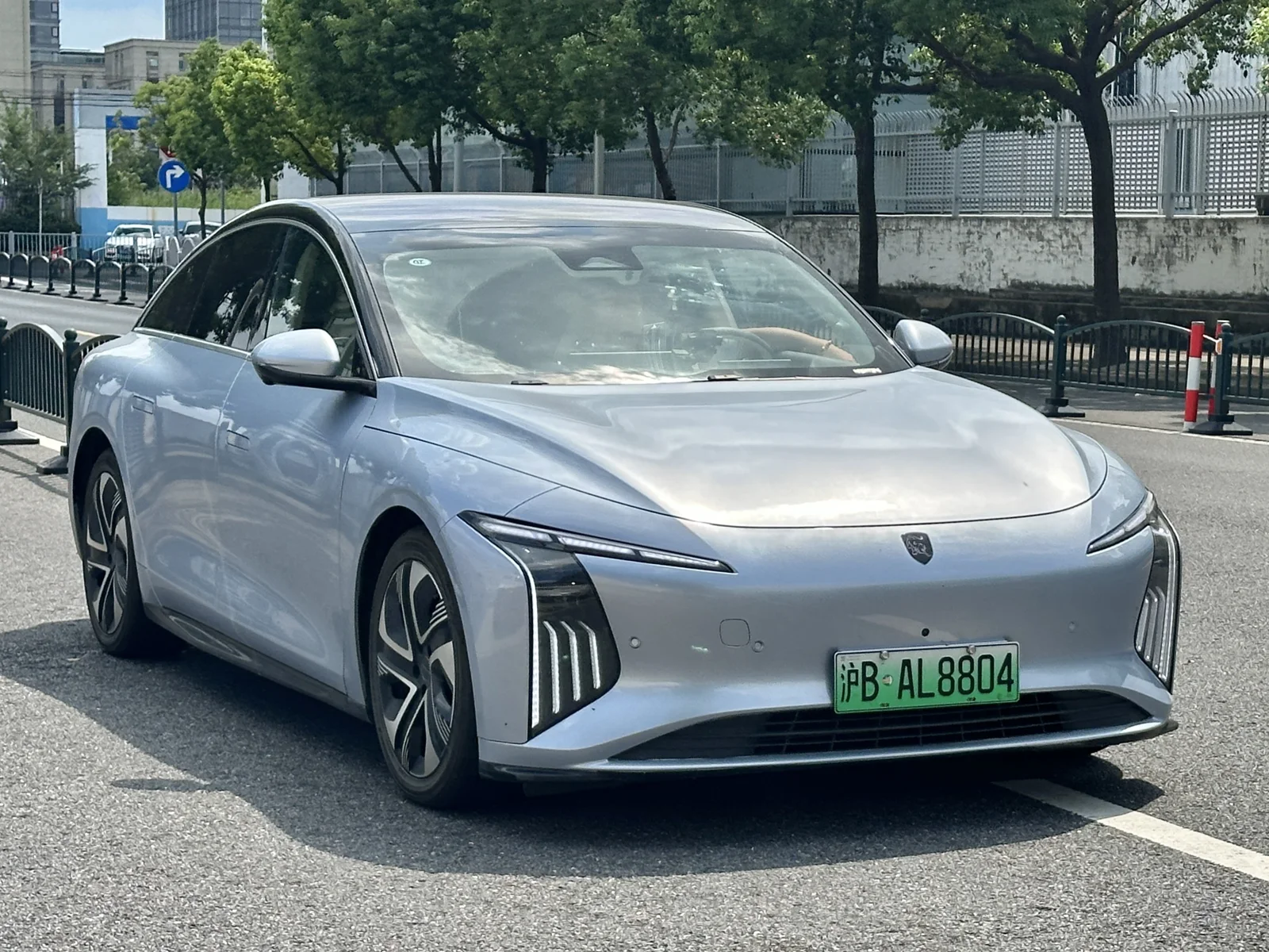 Forthing Xinghai S7 в Китае, сентябрь 2026 года. Иллюстрация кузова; белорусское оснащение S7 EVO MY2027 проверяйте отдельно.