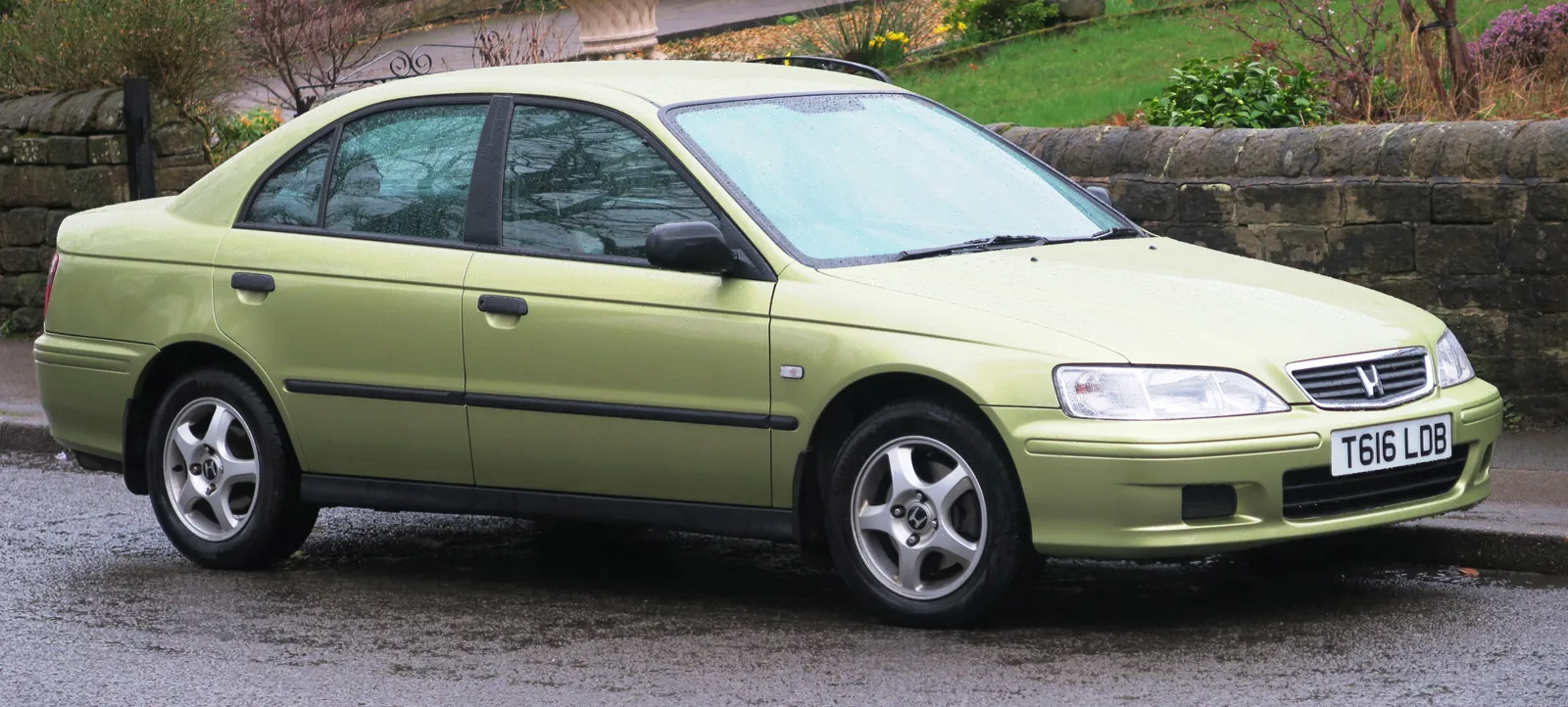 Европейский Honda Accord 1.8 1999 года