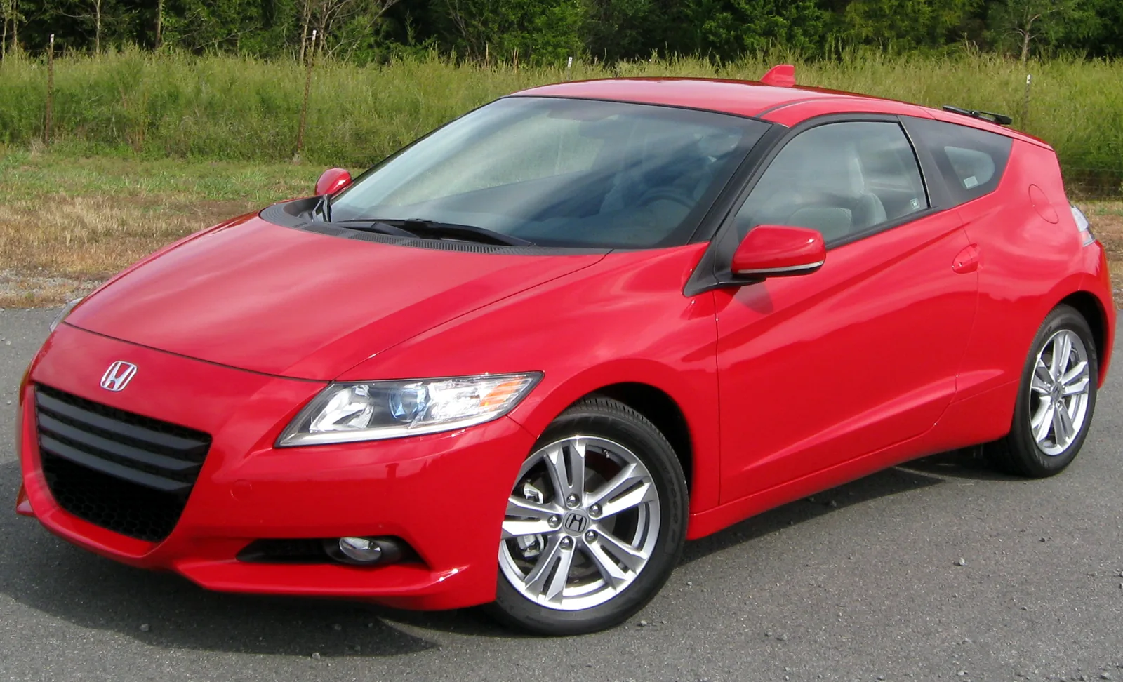 Красная Honda CR-Z EX 2011 года