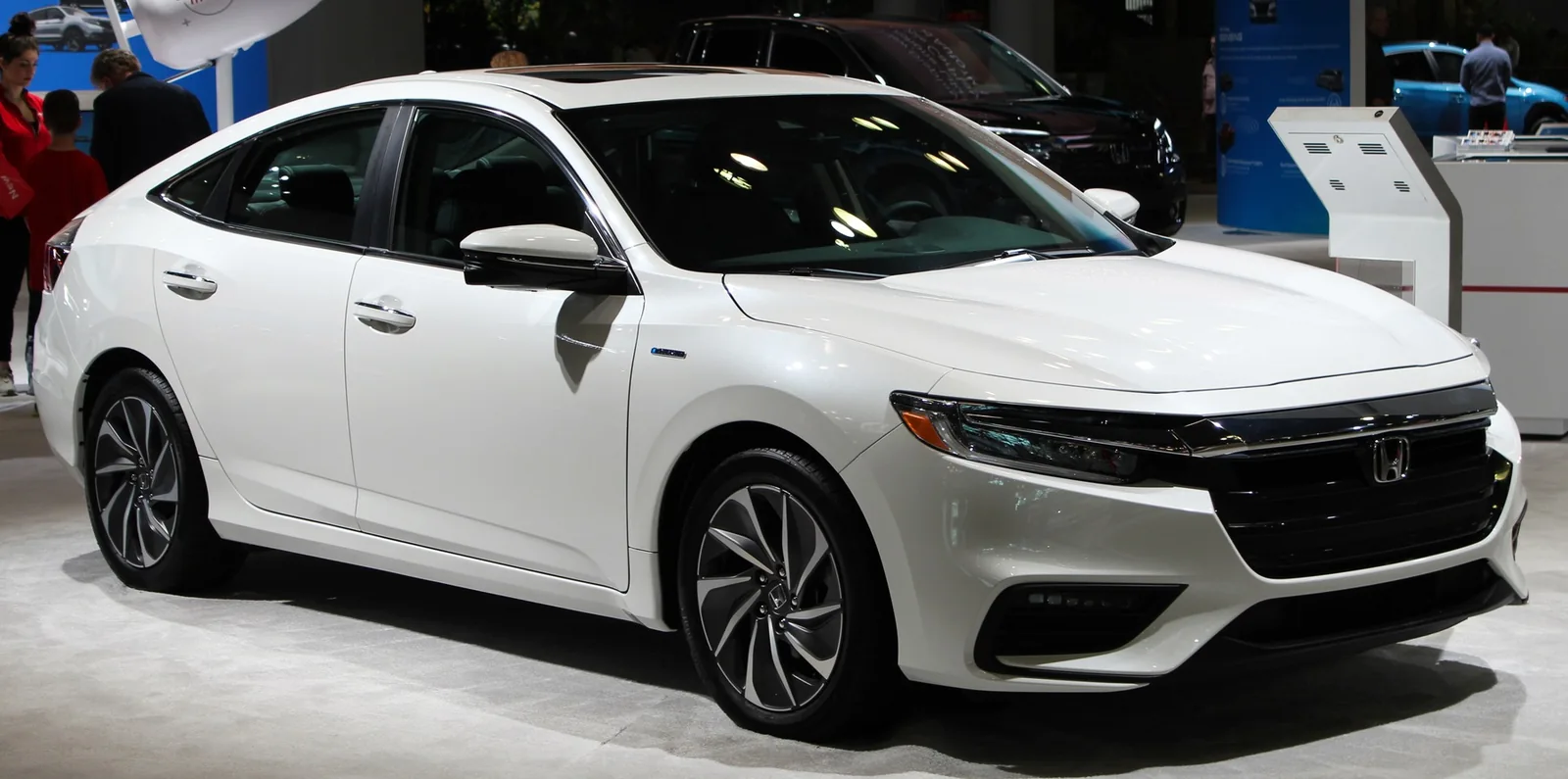 Honda Insight ZE4 — фотография автомобиля