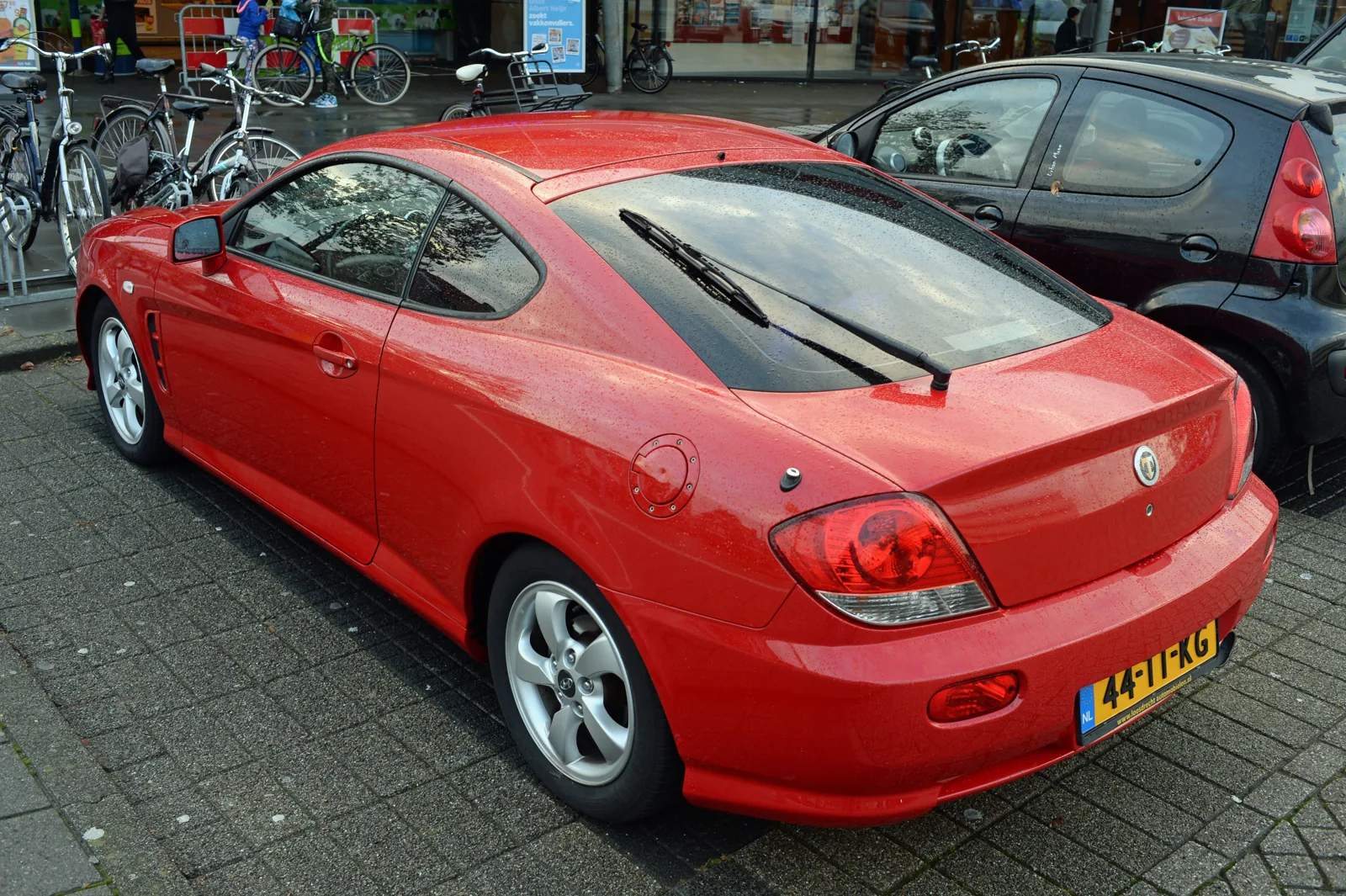 Hyundai Coupe / Tiburon GK 2005 года, вид сзади