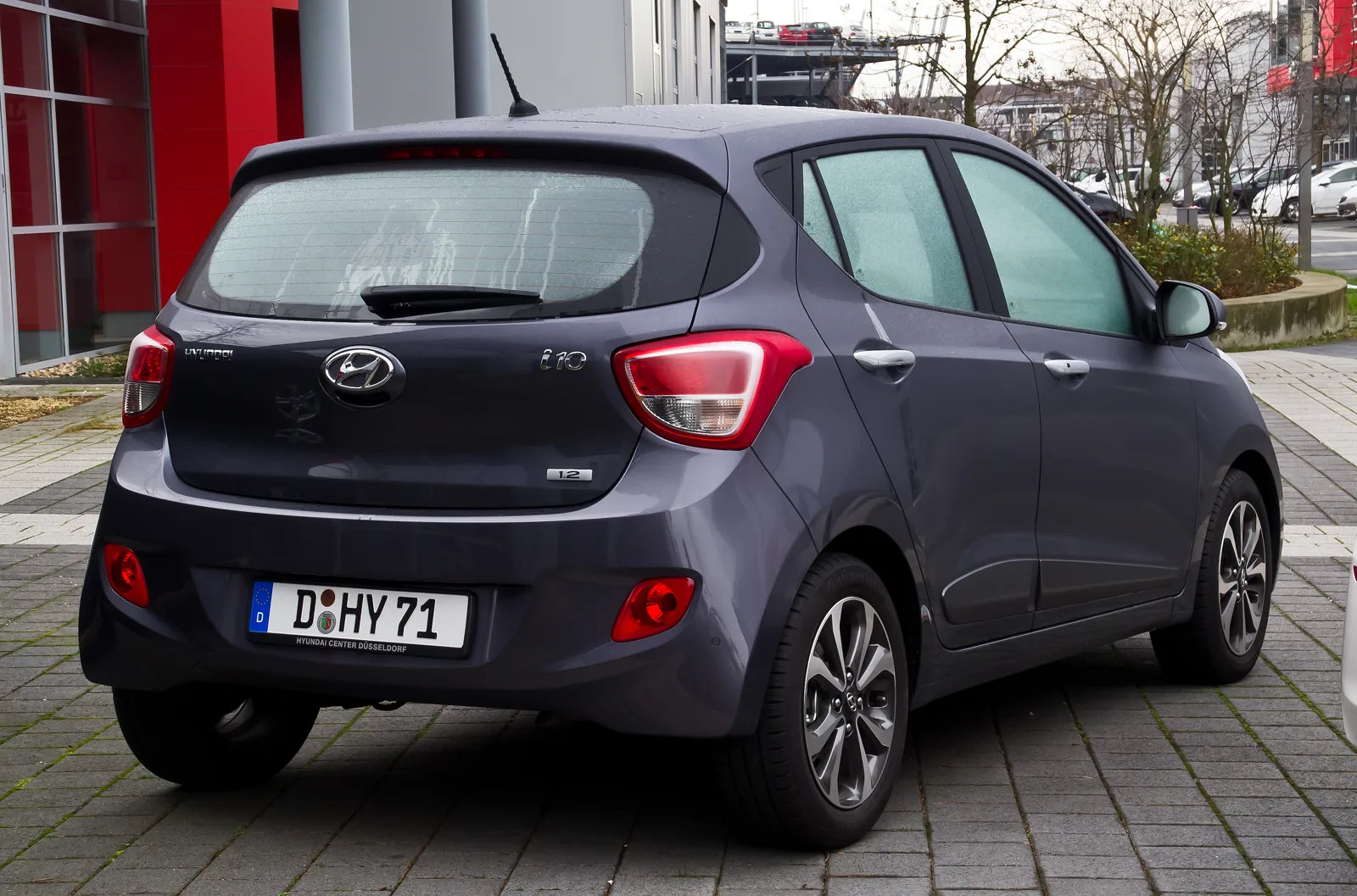 Hyundai i10 IA 1.2 Style, вид сзади