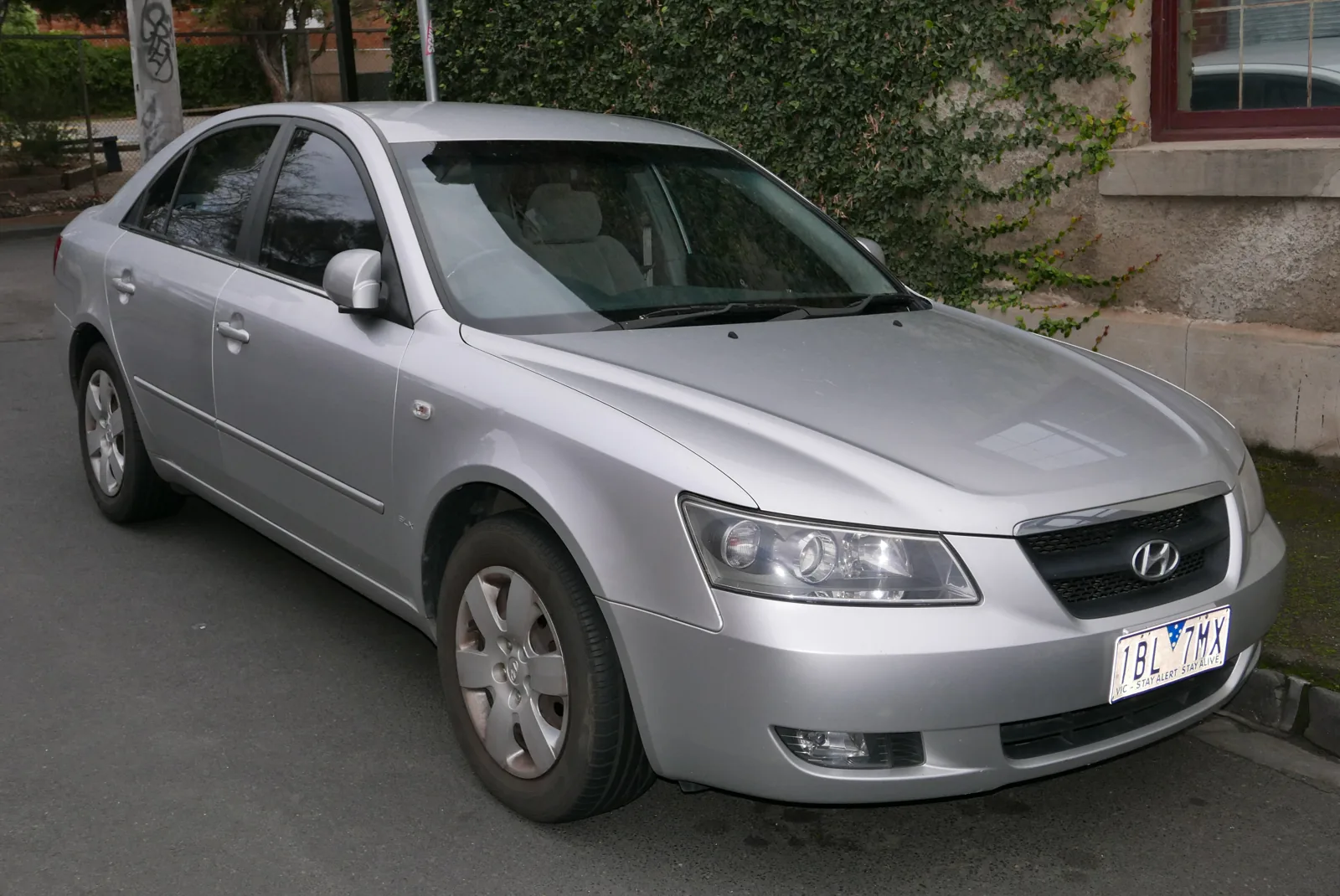 Hyundai Sonata NF SLX 2007 года, вид спереди