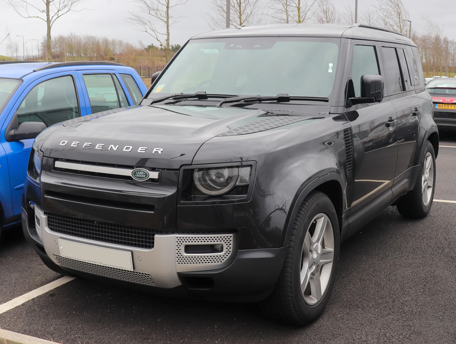 Land Rover Defender 110 D240 SE 2020 года