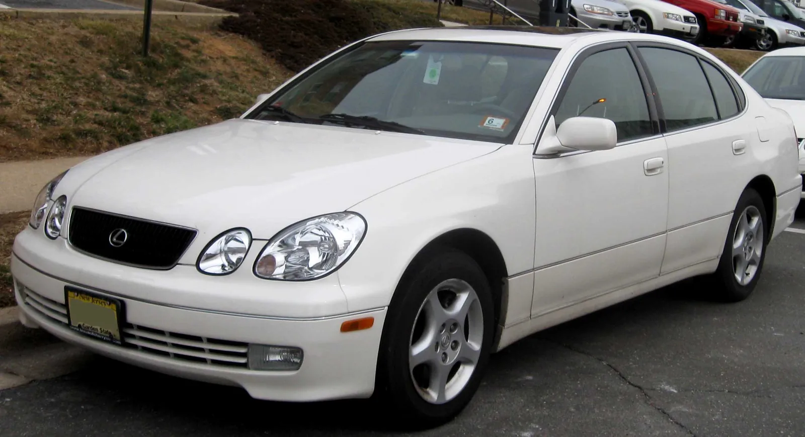 Ранний Lexus GS 300 второго поколения