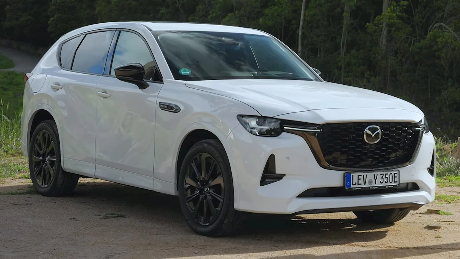 Mazda CX-60 — фотография автомобиля