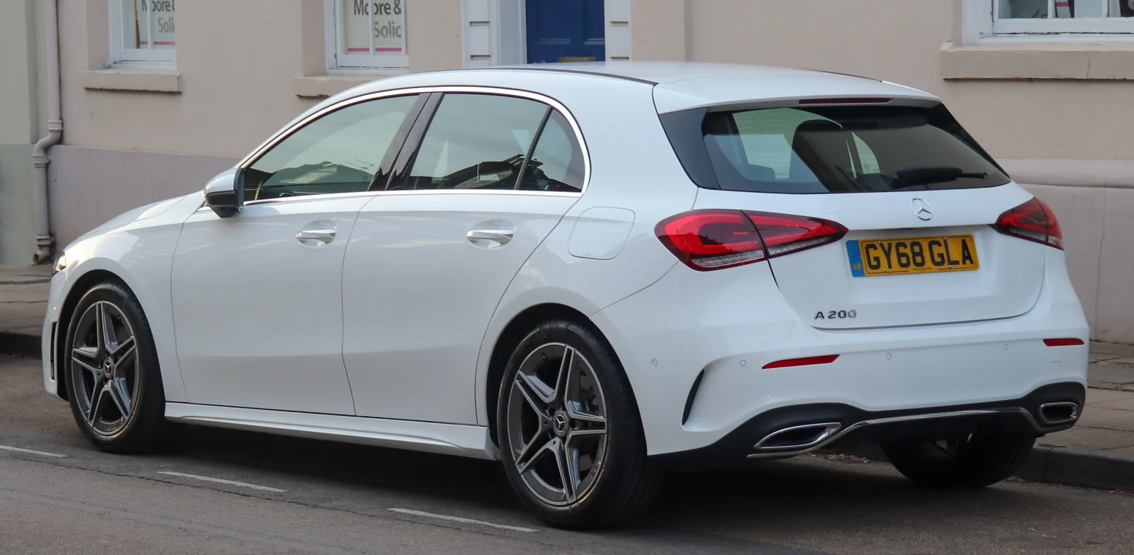 Mercedes-Benz A200 W177, вид сзади