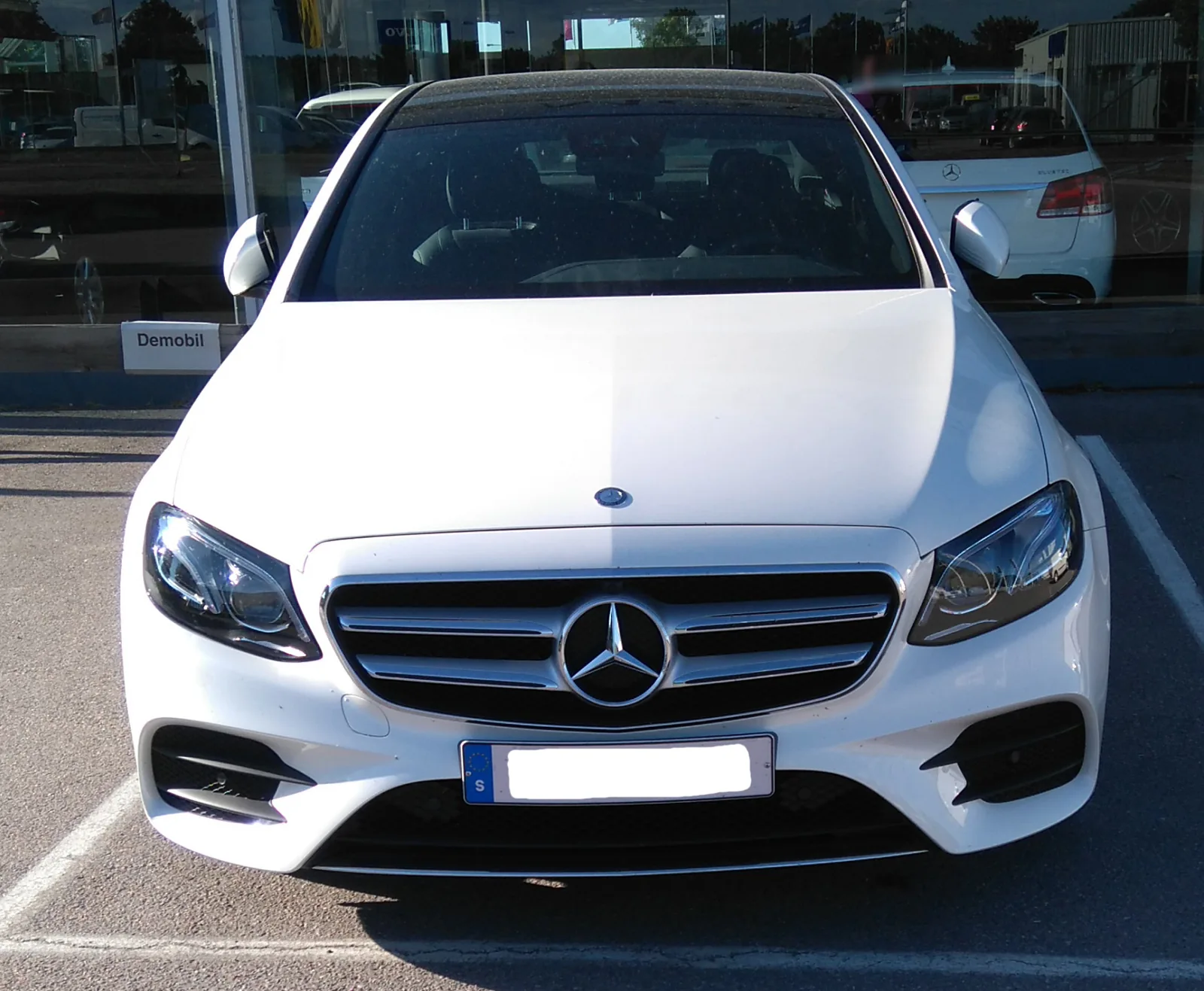 Mercedes-Benz E-Class W213 — фотография автомобиля