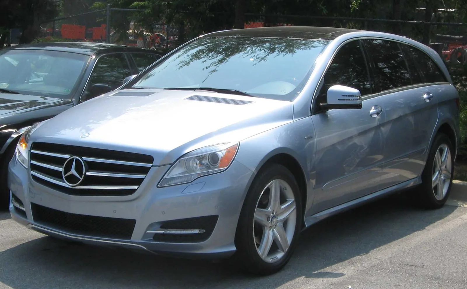 Mercedes-Benz R-Class модельного года 2011