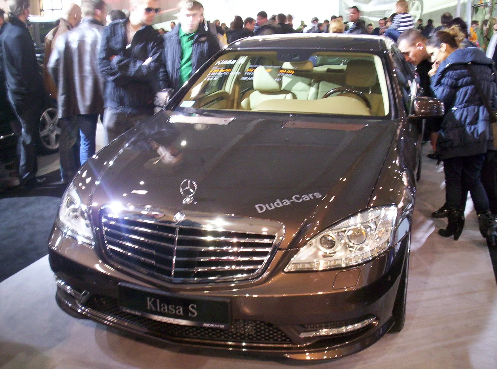 Mercedes-Benz S-Class W221 — фотография автомобиля