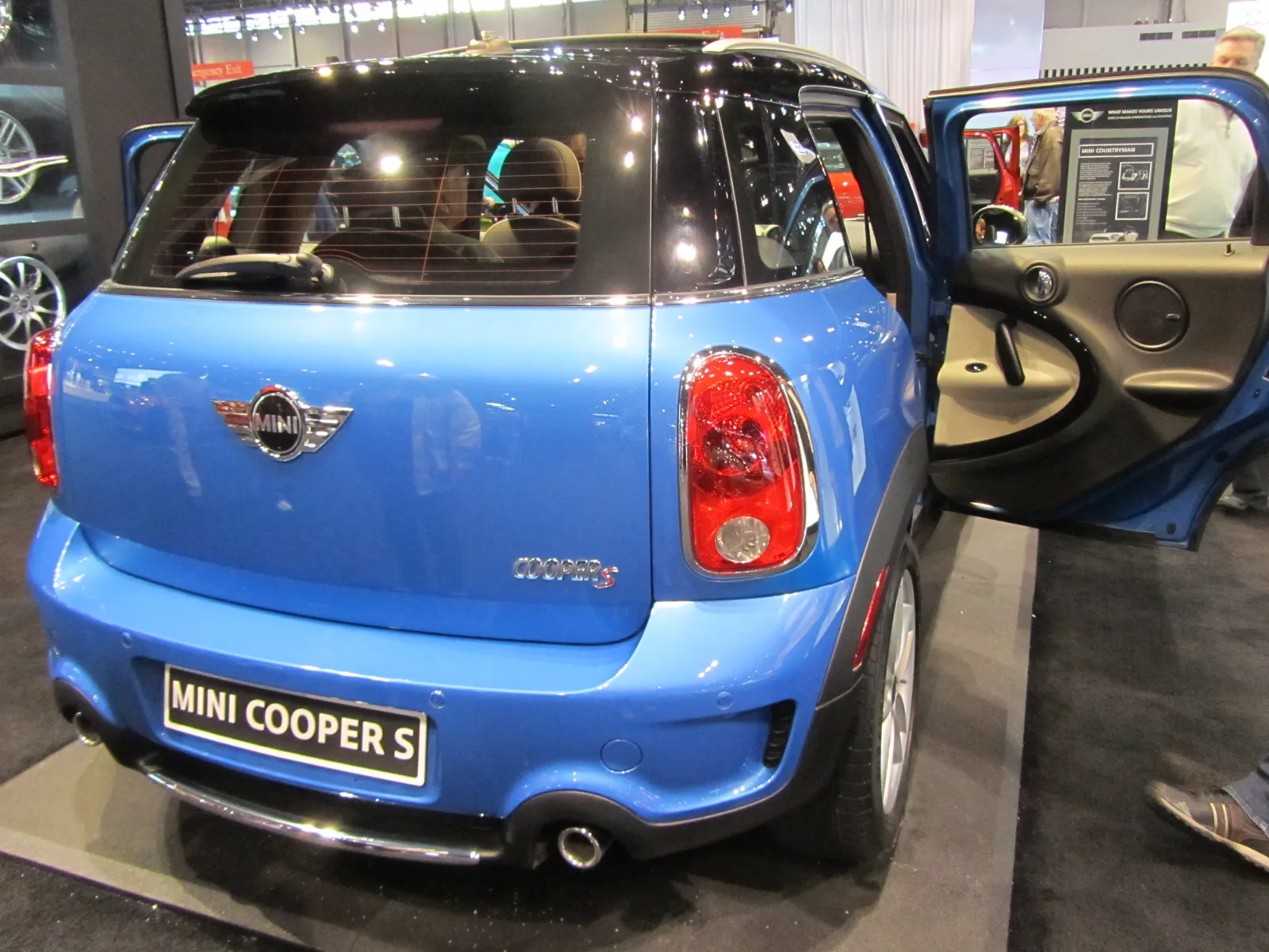 MINI Cooper S Countryman R60, вид сзади