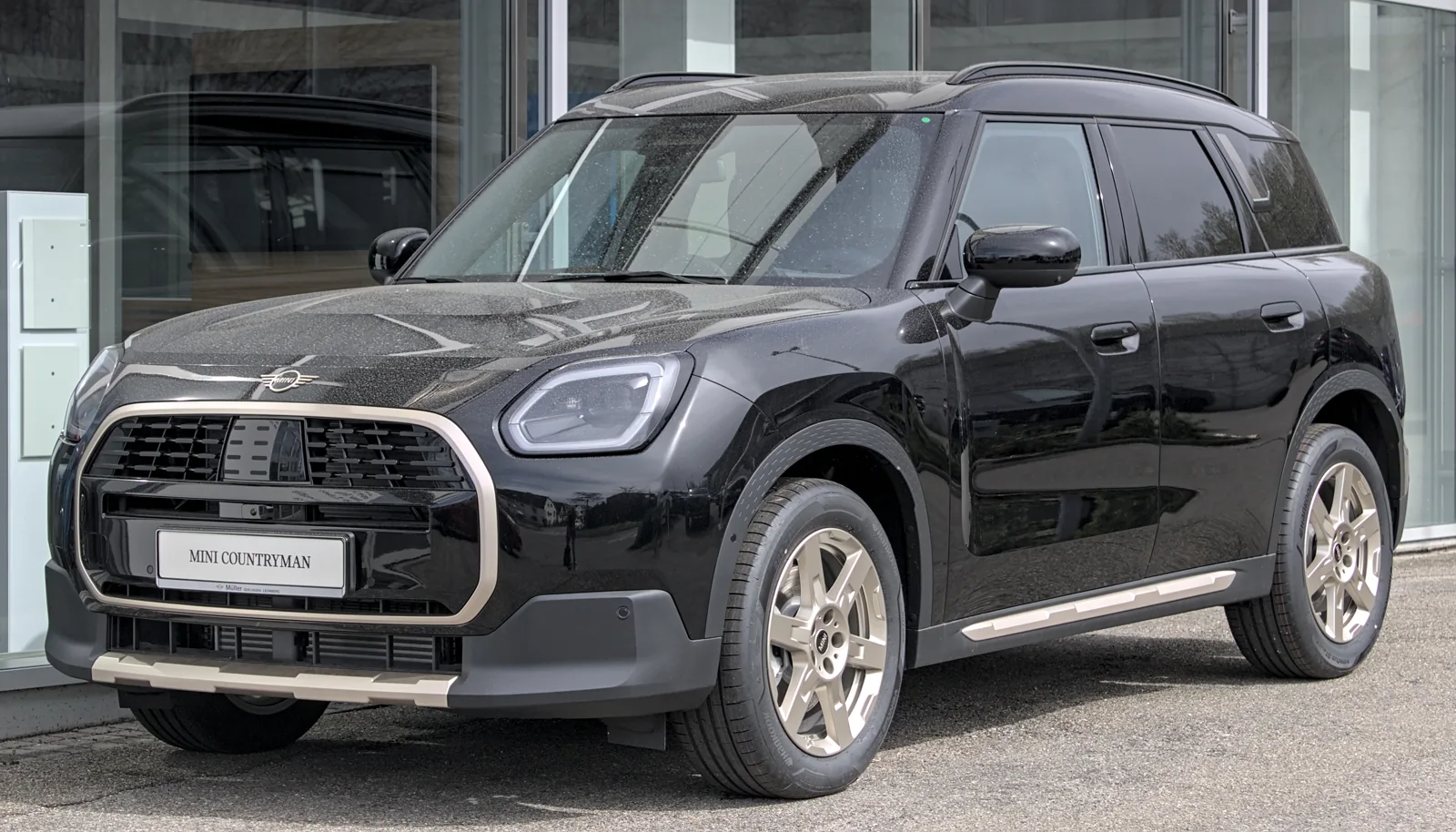 MINI Countryman U25, вид спереди