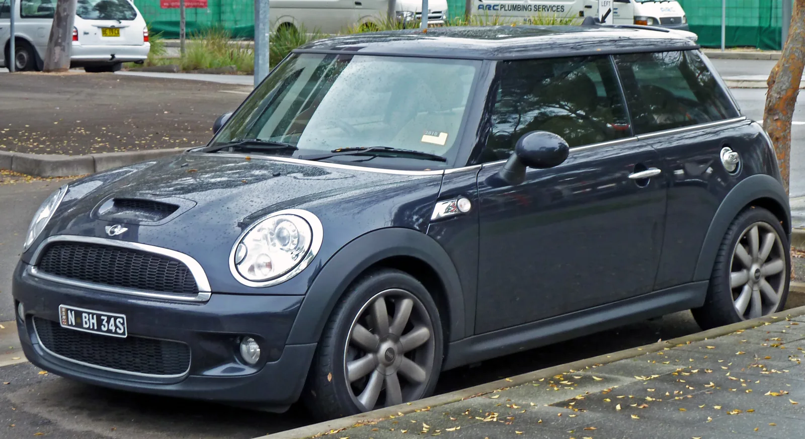 MINI Cooper S R56 до рестайлинга, вид спереди