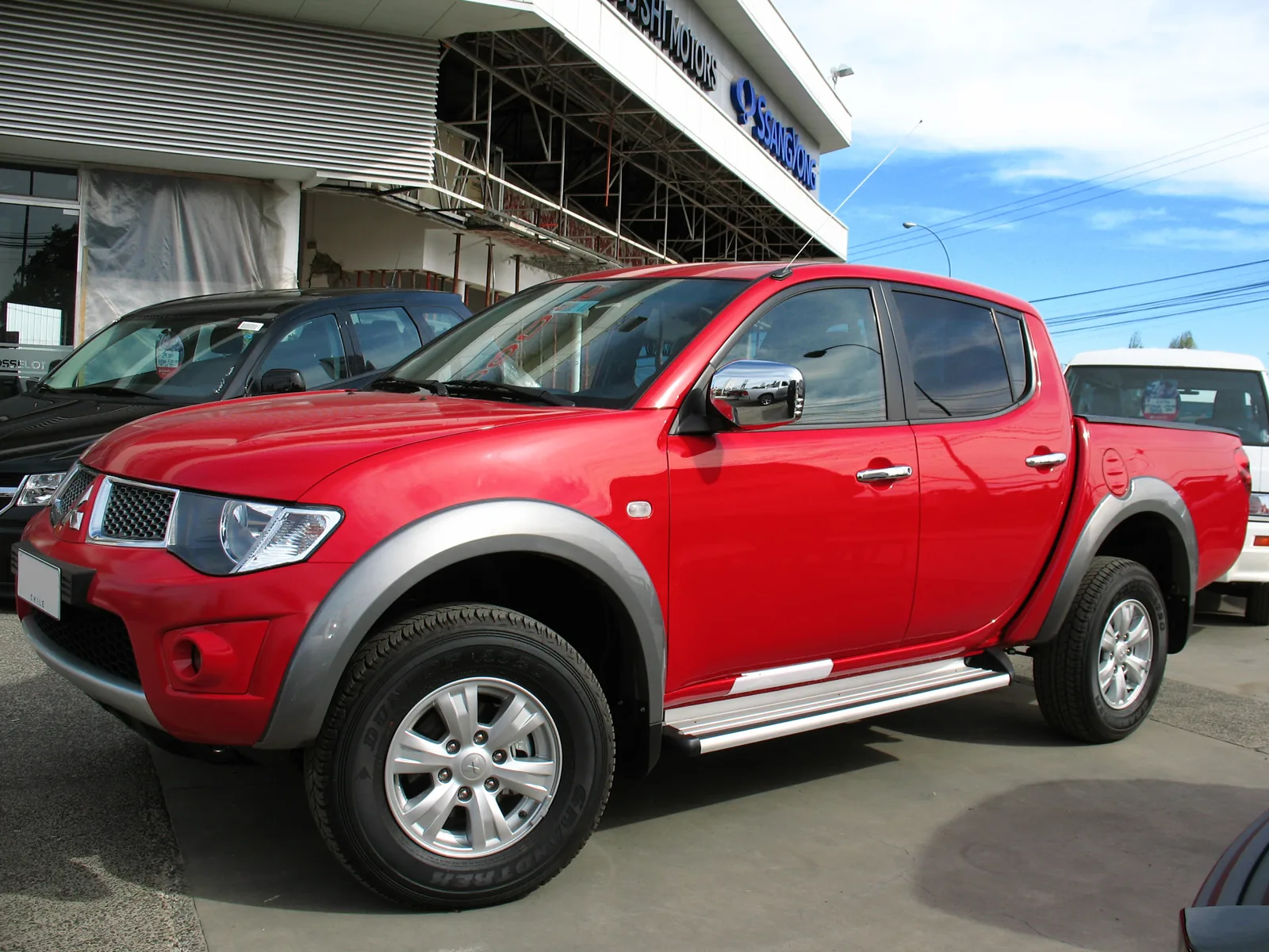 Mitsubishi L200 четвёртого поколения, двойная кабина