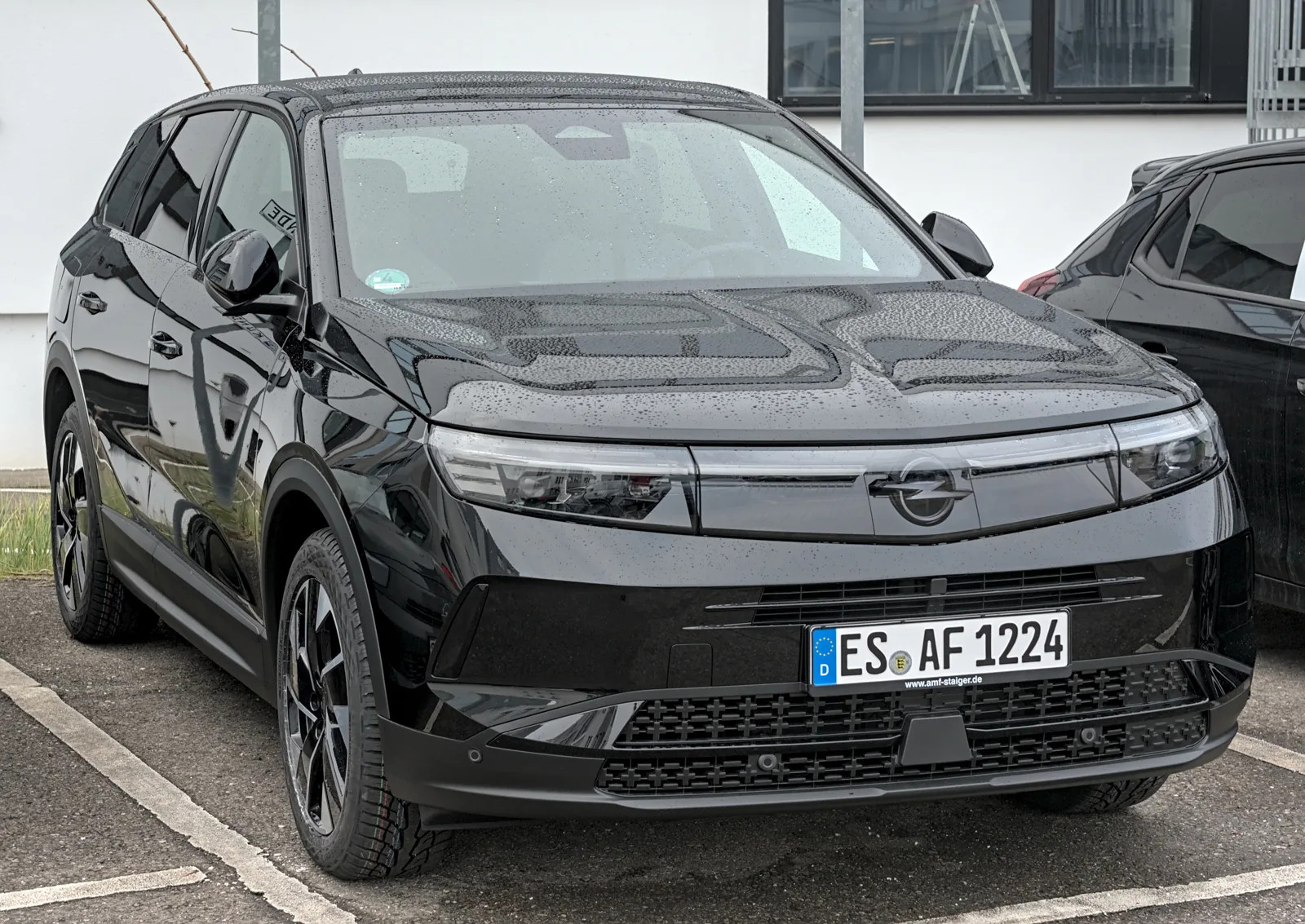 Opel Grandland второго поколения, вид спереди