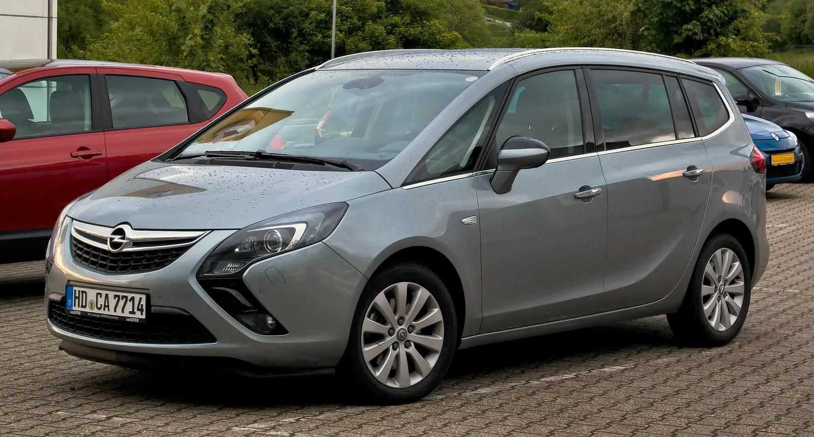 Opel Zafira Tourer C — фотография автомобиля