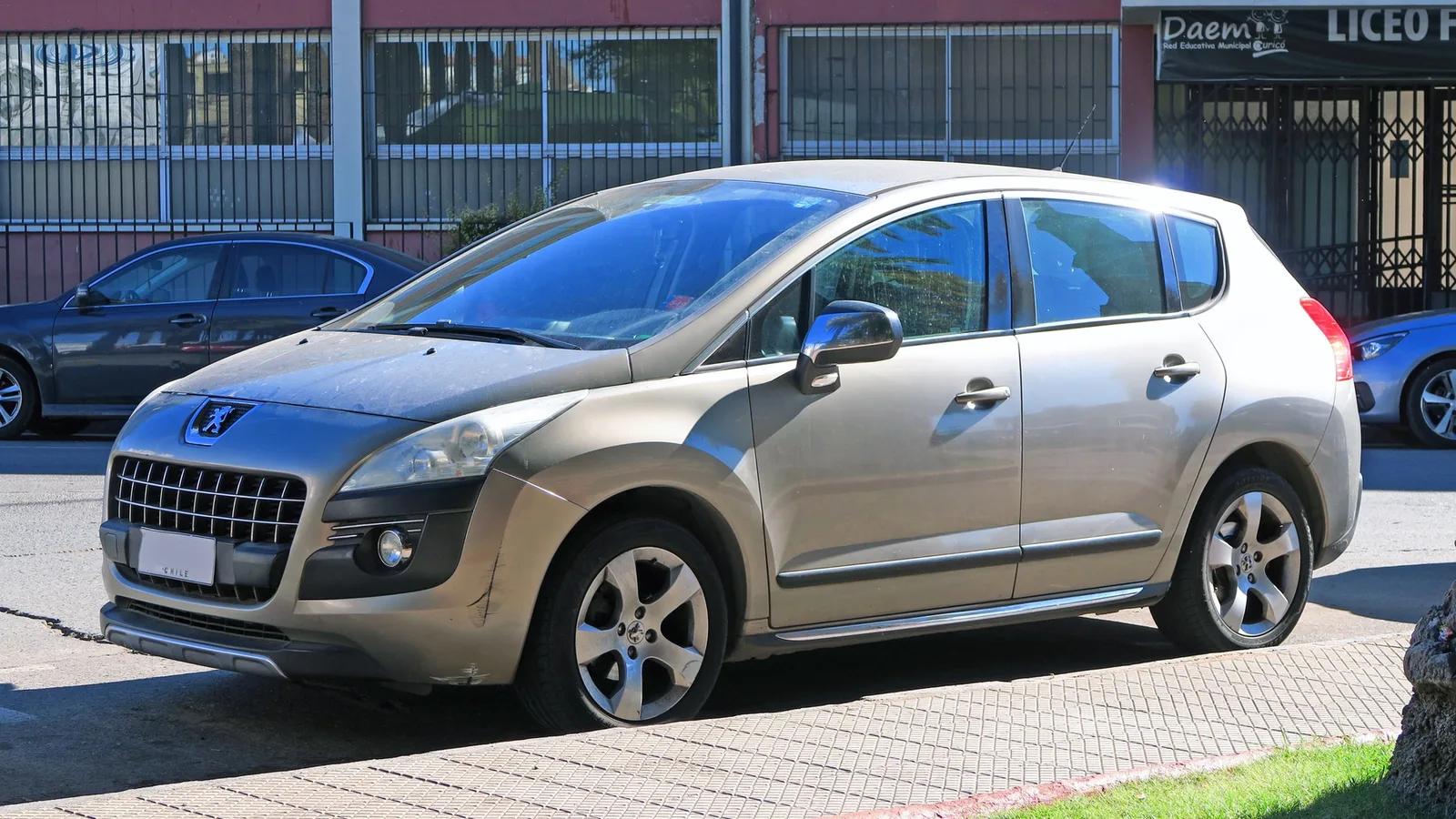 Peugeot 3008 I — фотография автомобиля