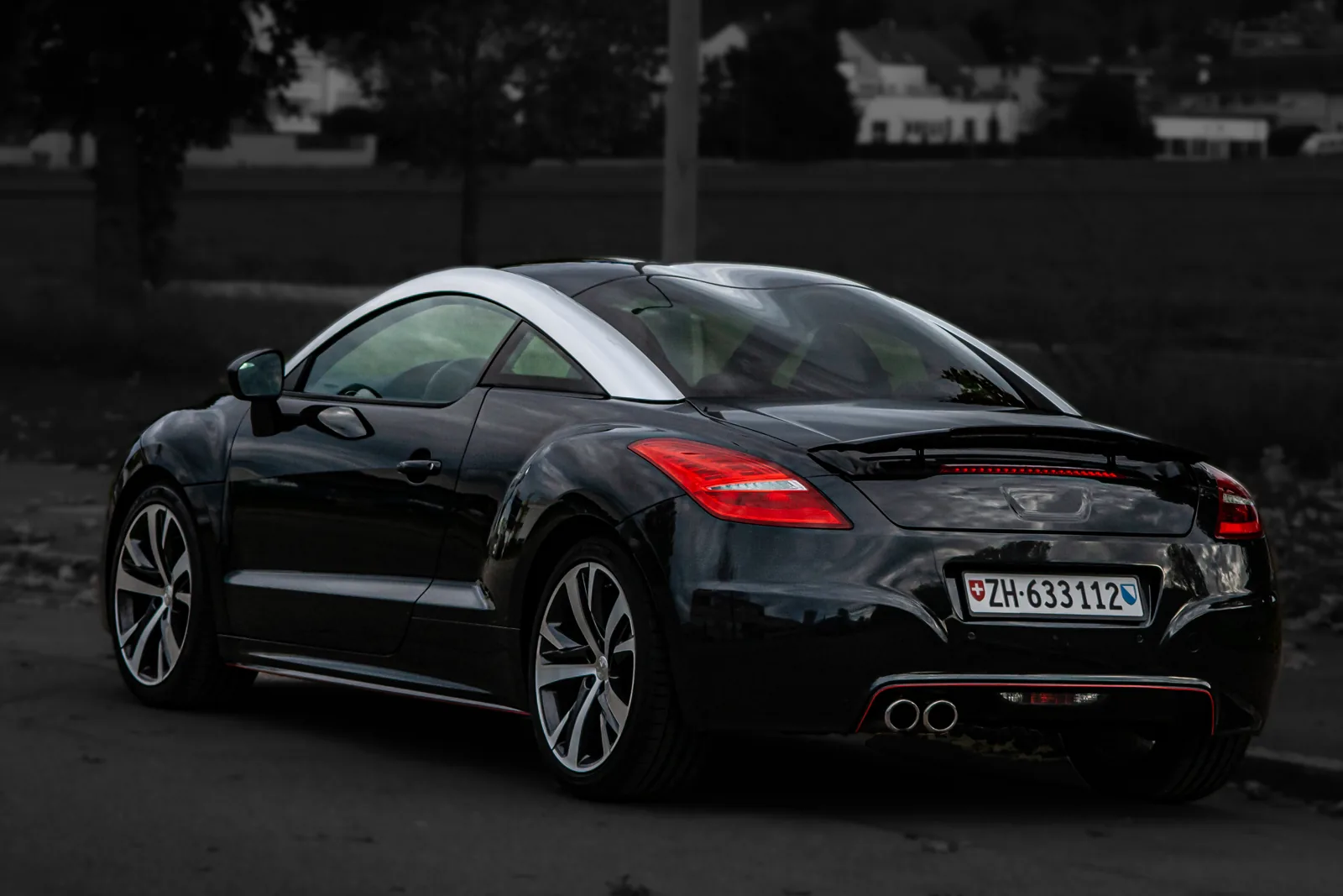 Peugeot RCZ 200 THP, вид сзади