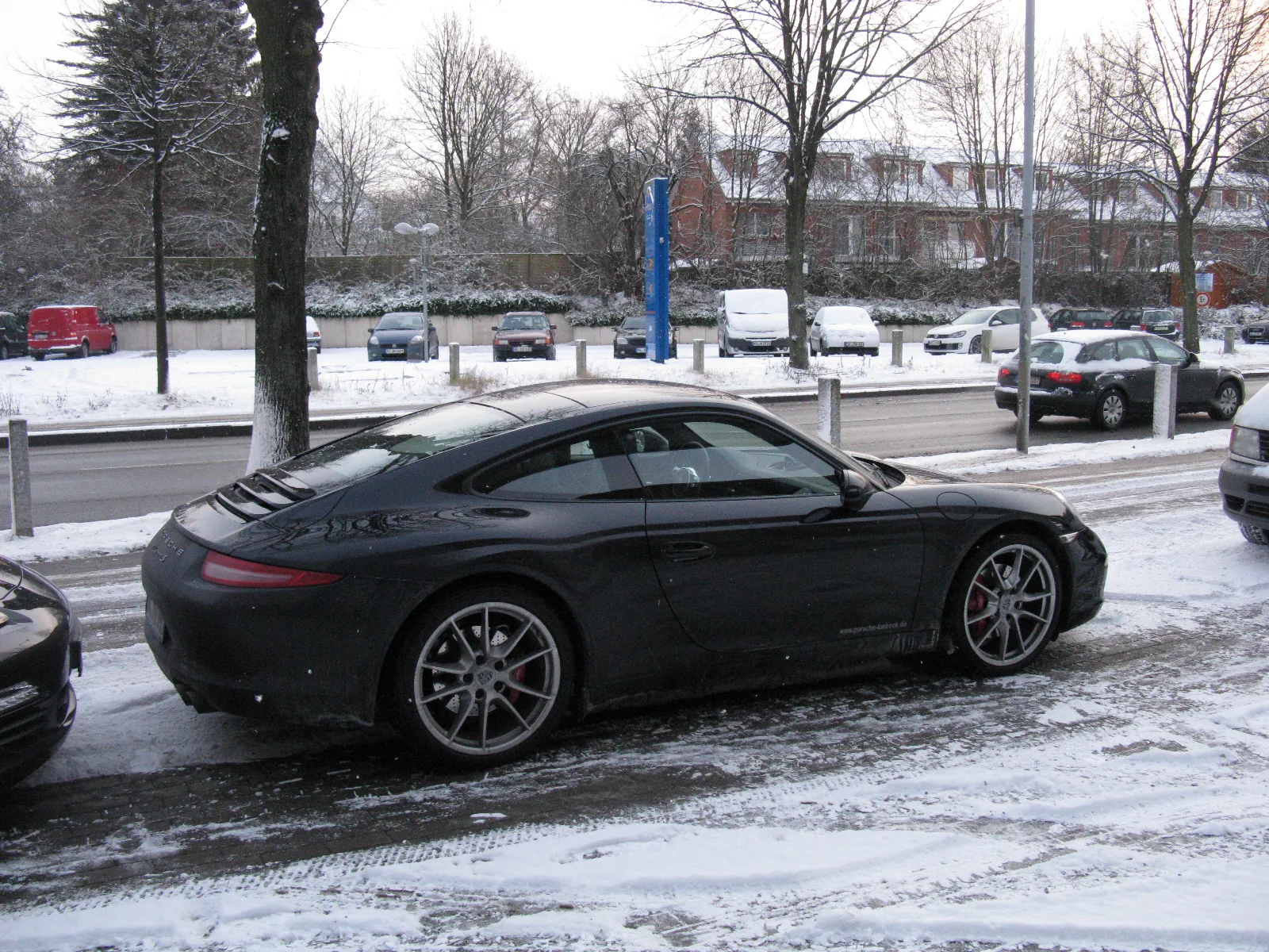Porsche 911 Carrera 991 до рестайлинга, вид сбоку и сзади