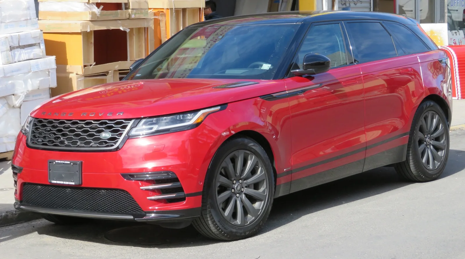 Range Rover Velar — фотография автомобиля