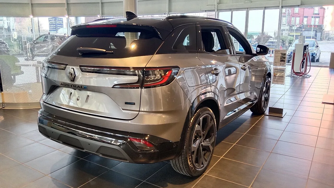 Renault Austral — фотография автомобиля
