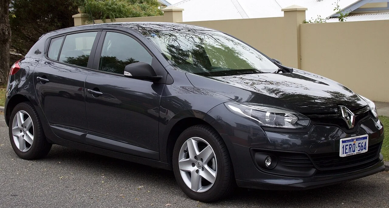 Renault Mégane III — фотография автомобиля