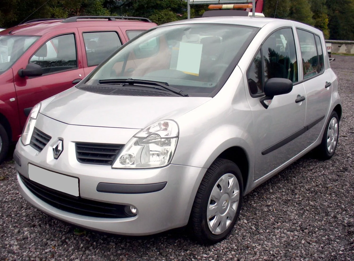 Короткий Renault Modus после рестайлинга