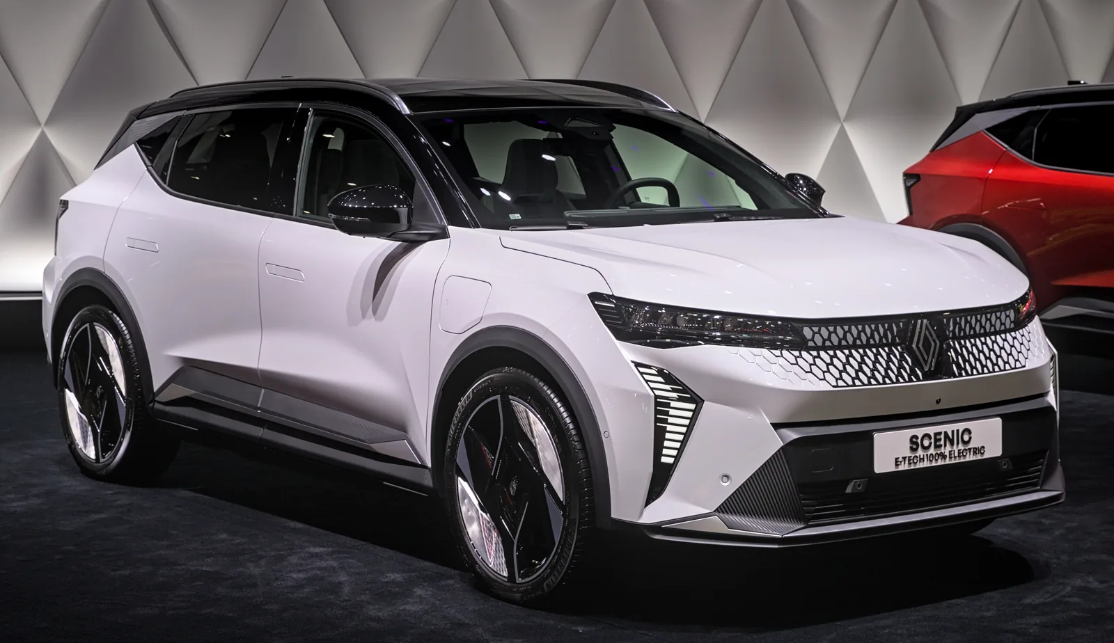 Renault Scenic E-Tech Electric 2024 года