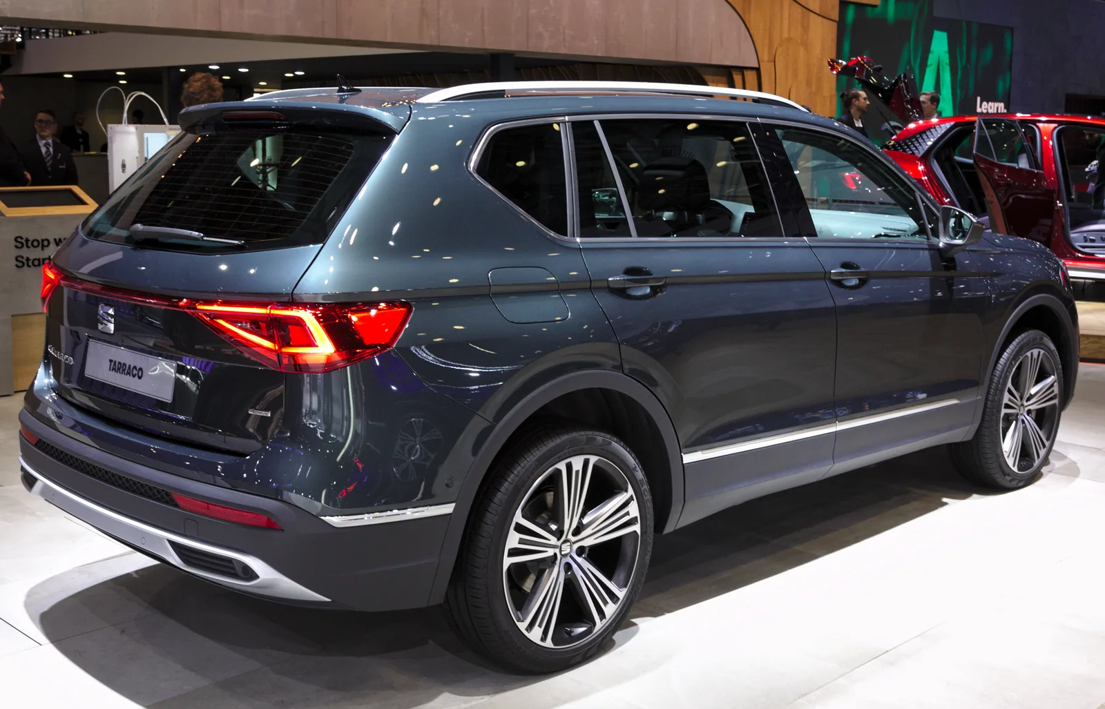 Ранний Seat Tarraco, вид сзади