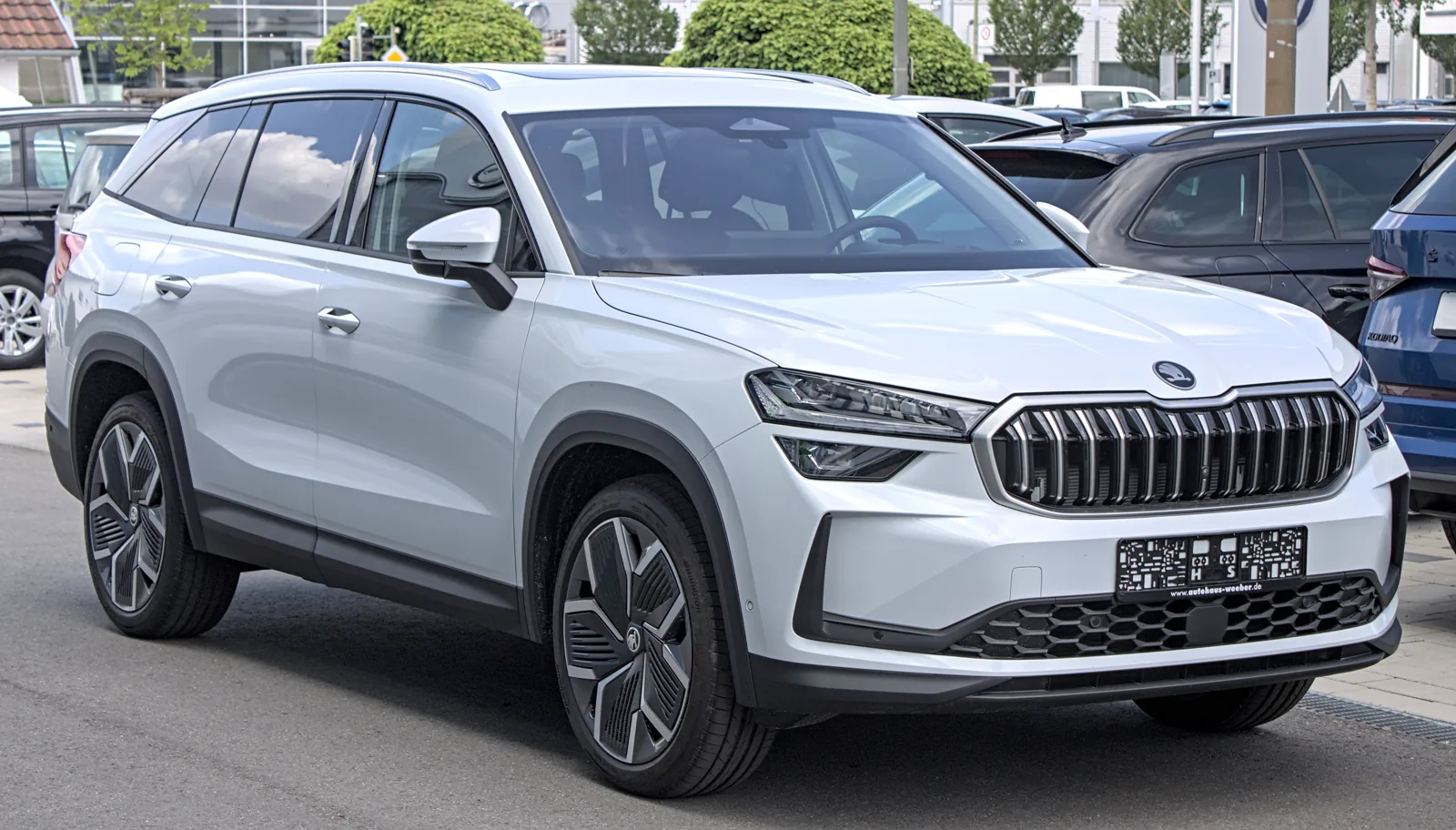 Škoda Kodiaq второго поколения, вид спереди