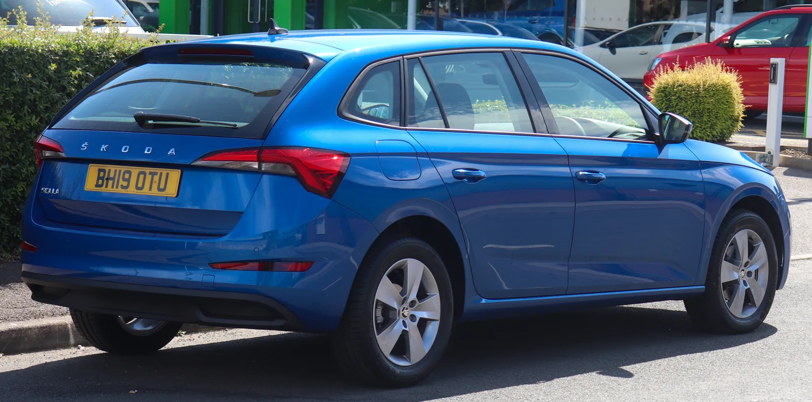 Škoda Scala первого поколения, вид сзади